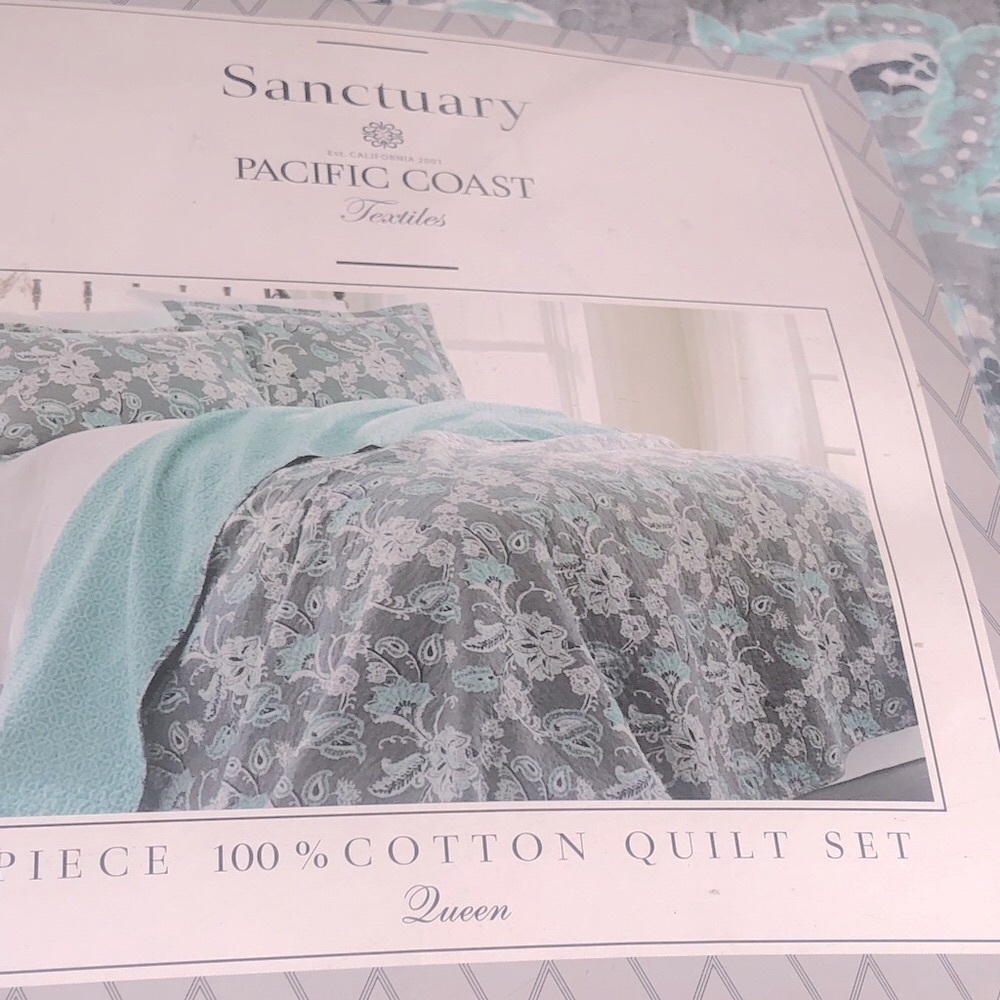 Cotton quilt set 3 piece reversible NWT🌹final price🌹 - Picture 4 of 8